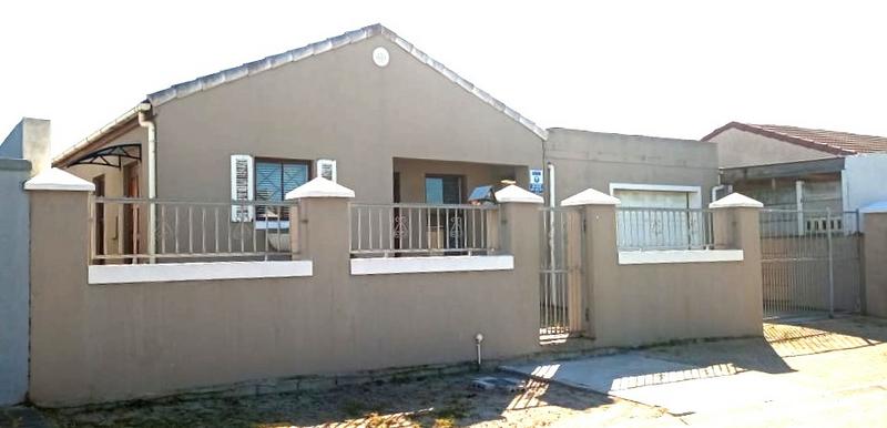 To Let 3 Bedroom Property for Rent in Rondevlei Park Western Cape